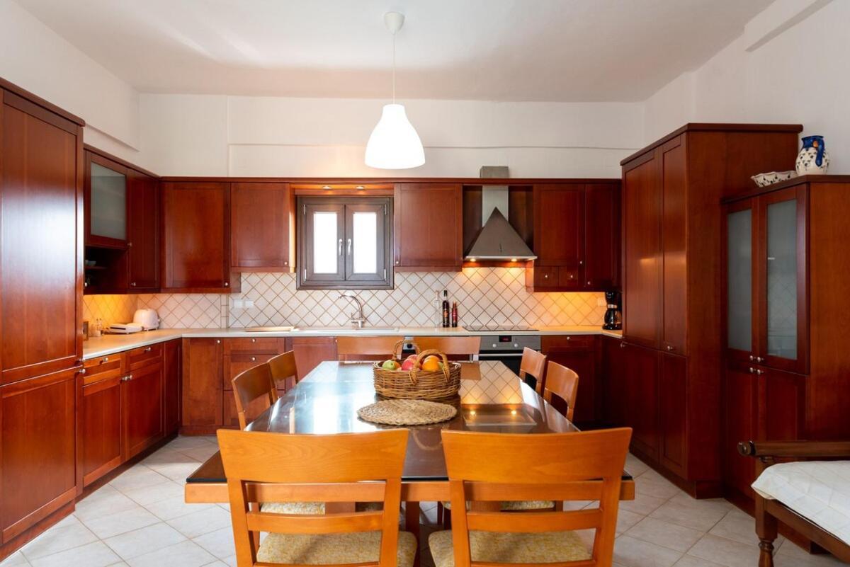 Villa Thalia Goúvai Ngoại thất bức ảnh